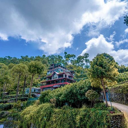 Stayvista At Cecil Cottages With Barbeque, Hill View Kasauli Extérieur photo