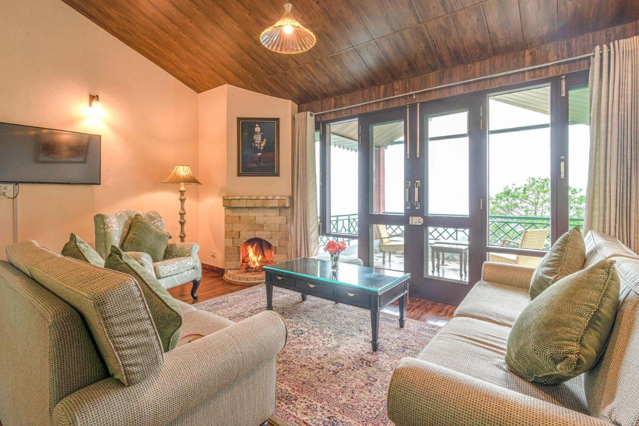 Stayvista At Cecil Cottages With Barbeque, Hill View Kasauli Extérieur photo