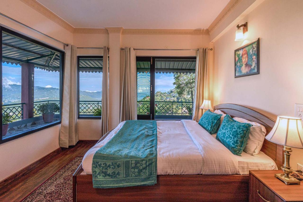Stayvista At Cecil Cottages With Barbeque, Hill View Kasauli Extérieur photo