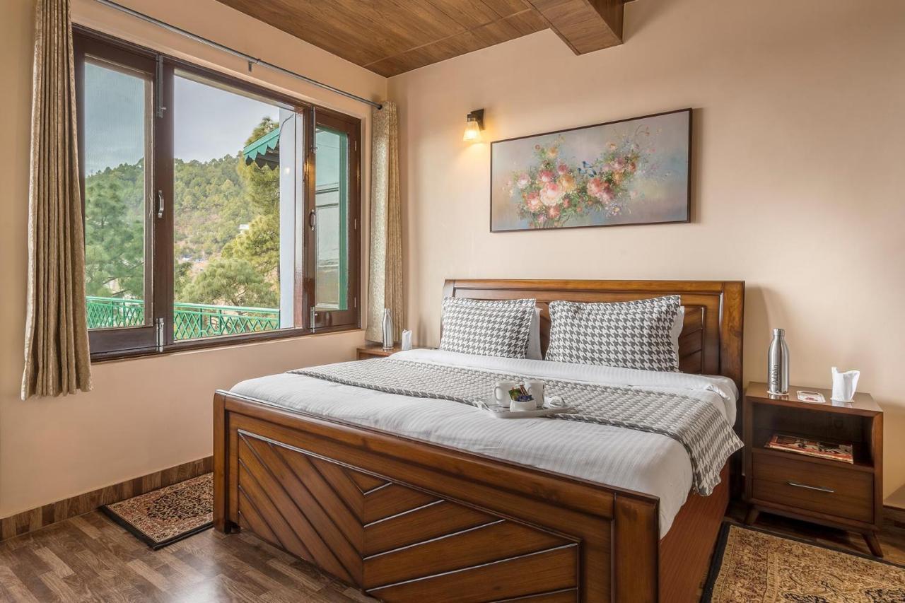 Stayvista At Cecil Cottages With Barbeque, Hill View Kasauli Extérieur photo