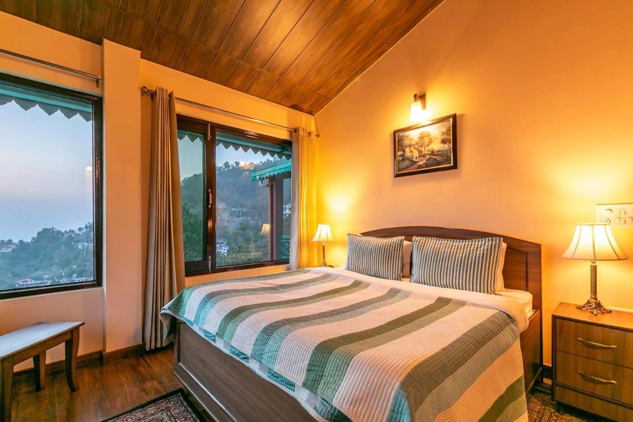 Stayvista At Cecil Cottages With Barbeque, Hill View Kasauli Extérieur photo